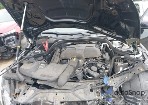 2012 Mercedes-Benz E 350 z USA, uszkodzony, nr VIN WDDHF5KB1CA659609